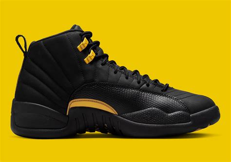 nike jordan schwarz glänzend|Nike jordan 12 black.